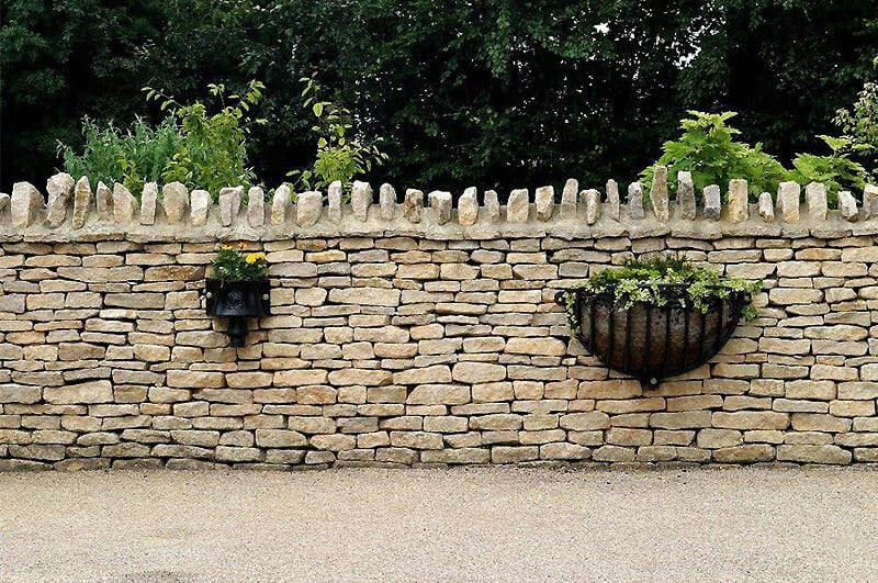 Tips On How To Build A Low Stone Garden Wall - Stamford Stone