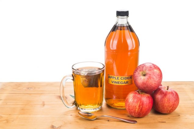 How apple cider vinegar helps in treating Molluscum Contagiosum?