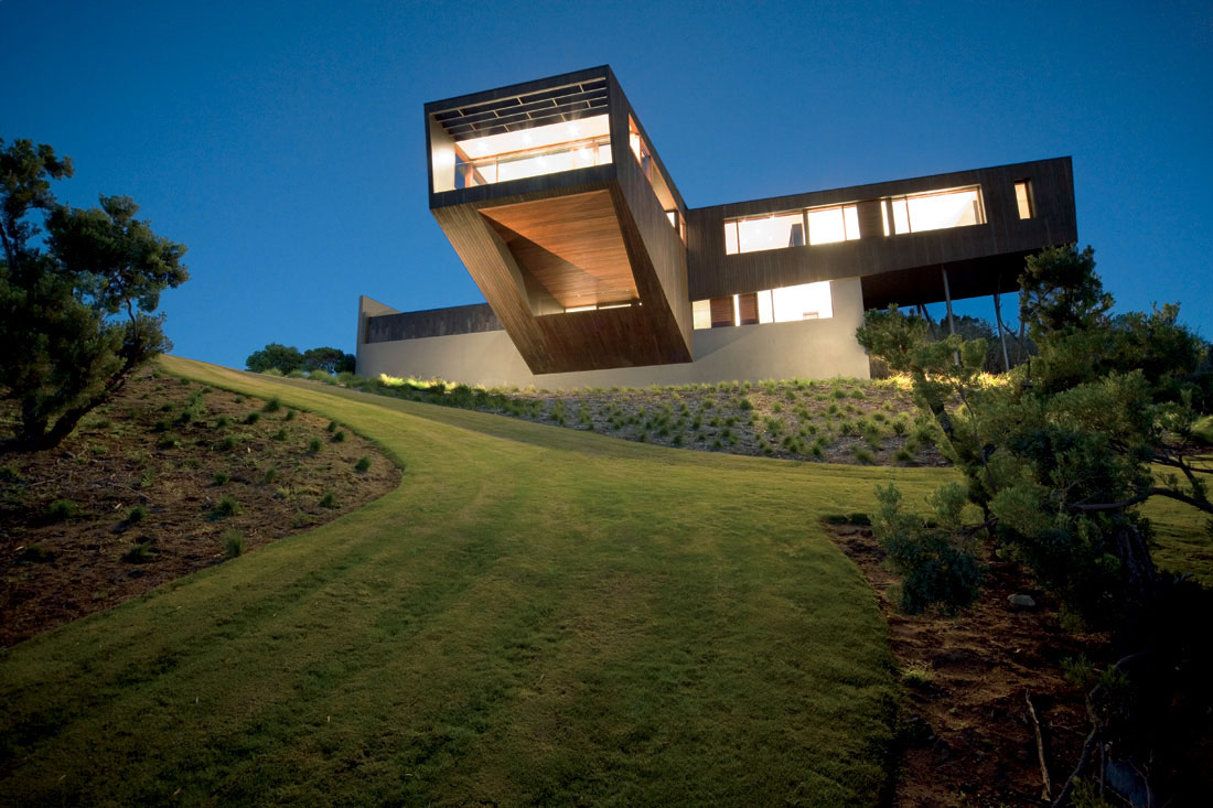 Unique Cape Schanck House by Jackson Clements Burrows