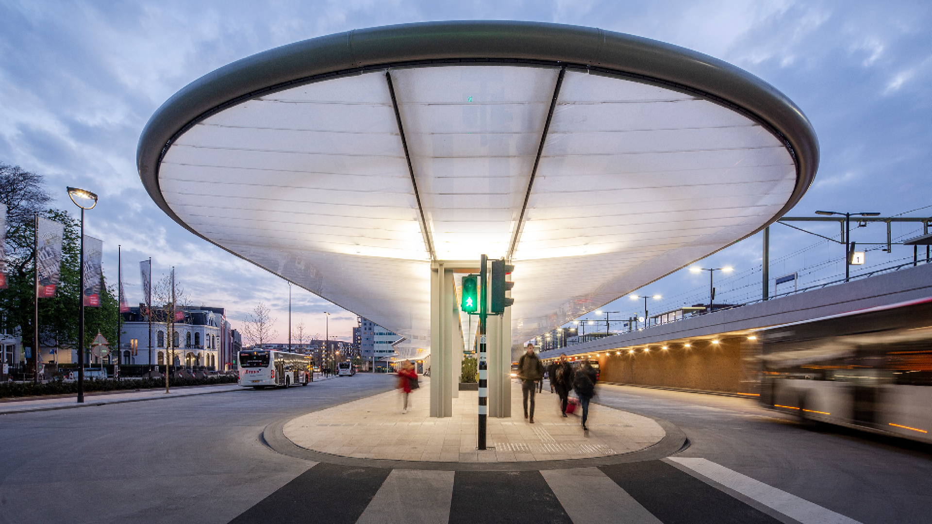 Tilburg's solar-powered bus station shows the way forward for ...