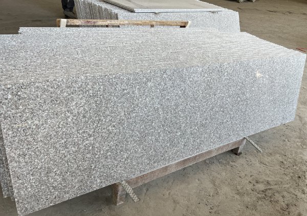 G636 Simi Polished Slab