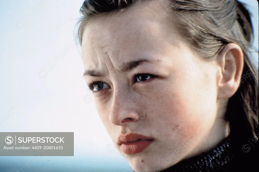 LARA BELMONT in WAR ZONE (1999), directed by TIM ROTH.