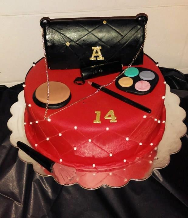 Makeup Teen Cake