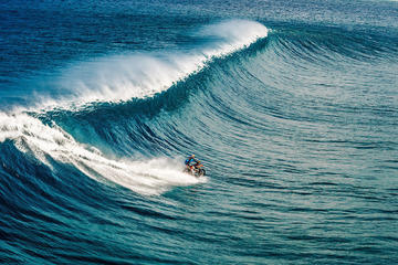 August Surf Clip of the Month