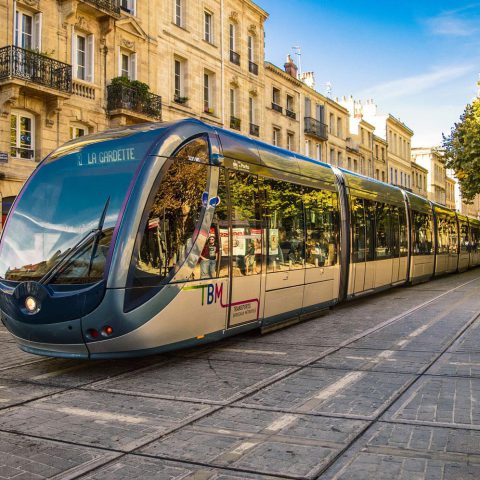 Keolis will continue to manage urban transport in Bordeaux. The 8-year ...