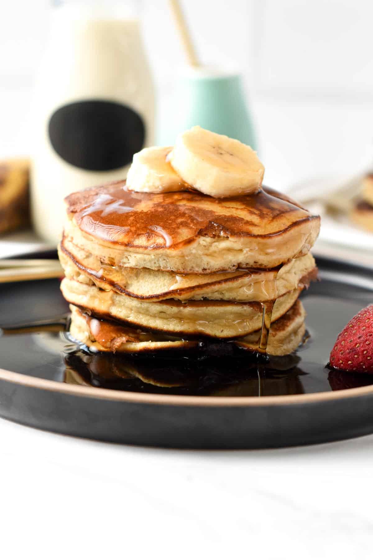 Almond Flour Banana Pancakes