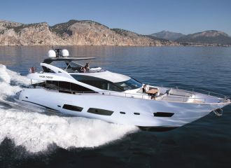 SUNSEEKER 88 YACHT FOR CHARTER