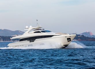 FERRETTI 960 YACHT FOR CHARTER