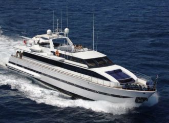 VERSILCRAFT 31M YACHT CHARTER