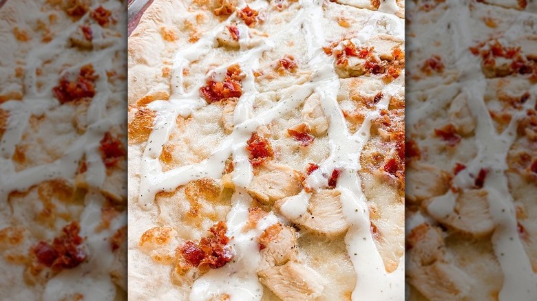 buffalo chicken pizza