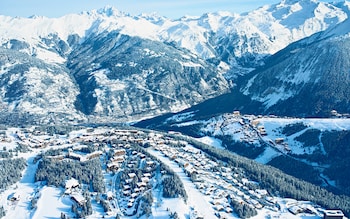 courchevel guide to ski holidays