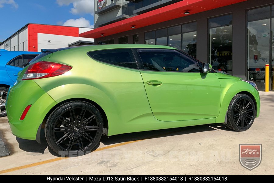 18x8.0 MOZA L913 Satin Black on Hyundai Veloster