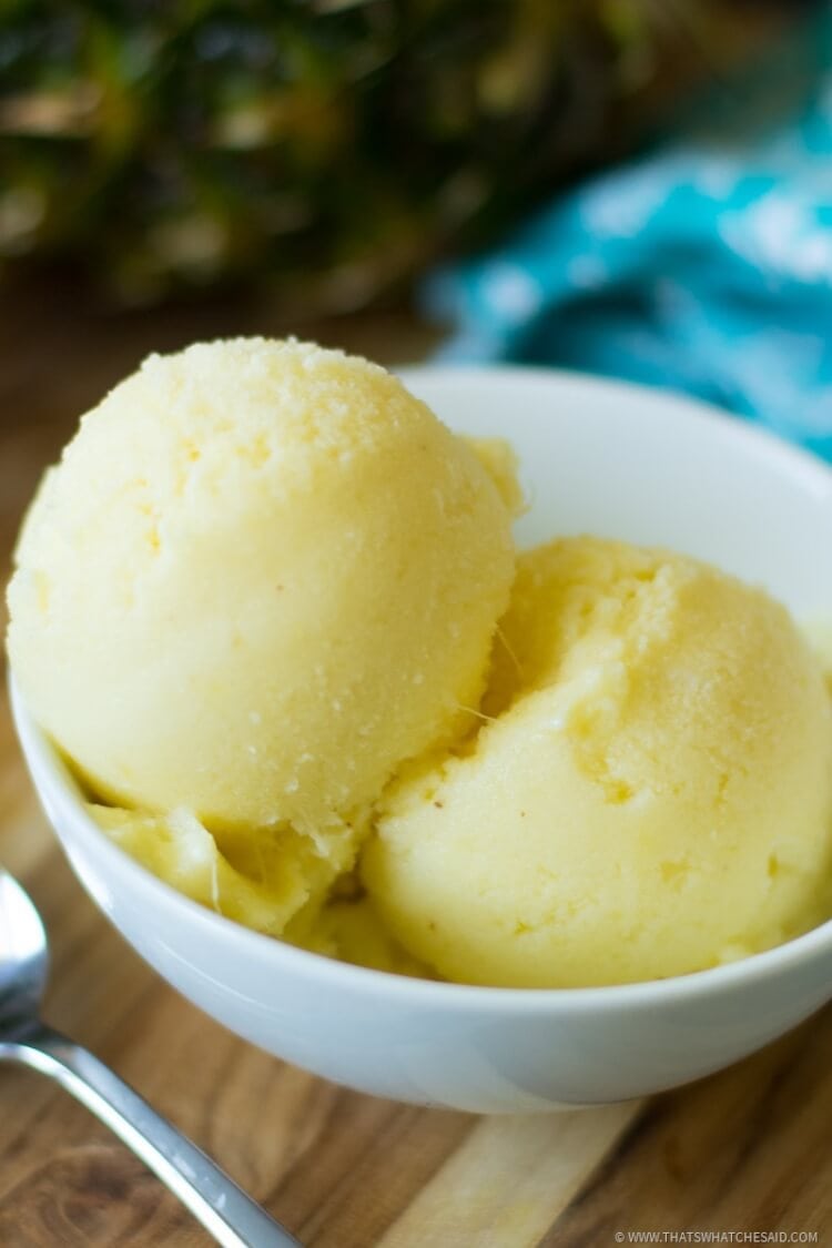 3 Ingredient Pineapple Frozen Yogurt