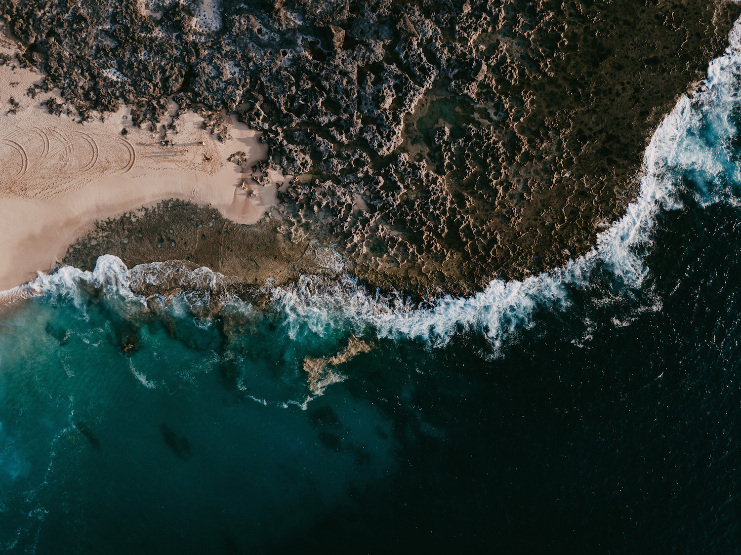 seven mile miracle oahu