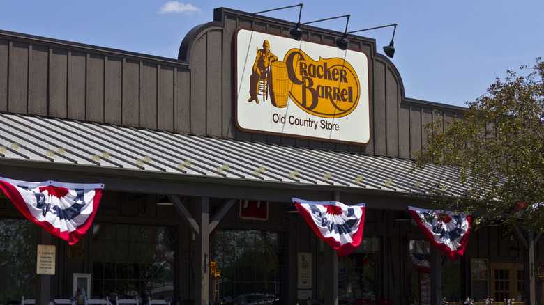 Cracker Barrel location