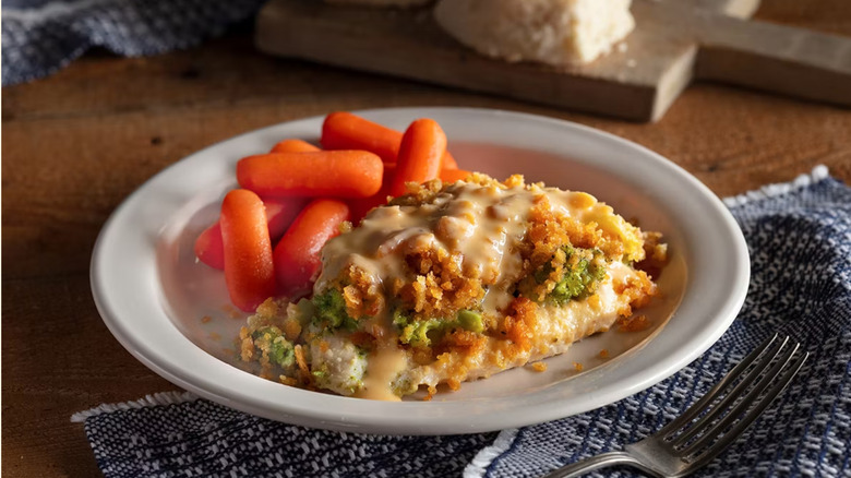 A plate of broccoli cheddar chicken