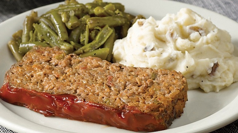 Cracker Barrel meatloaf lunch and sides