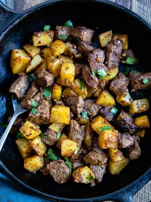 Beef Sirloin Tip Steak With Garlic Butter Potatoes