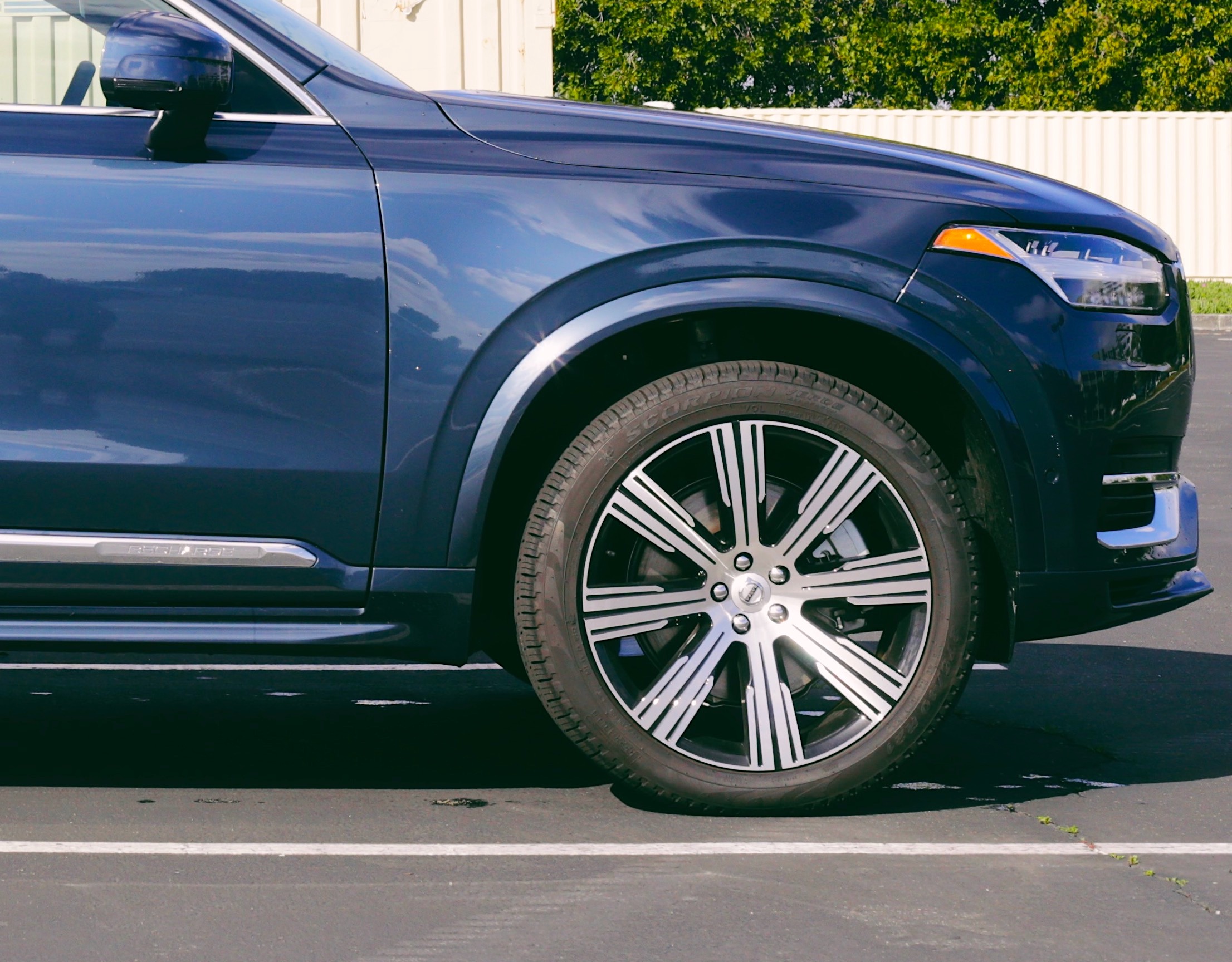 volvo xc90 wheel tire