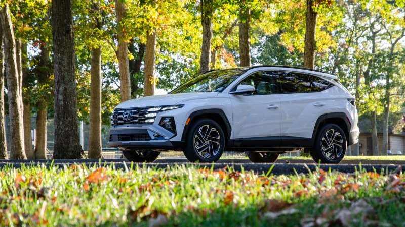 2025 Hyundai Tucson Review: Surprisingly Lovable Comfort