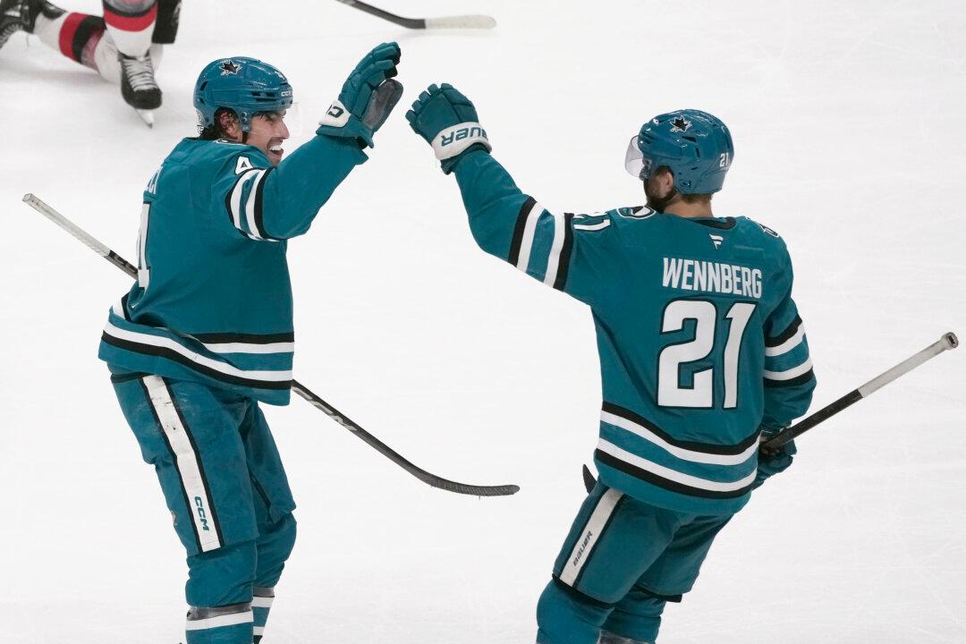 Cody Ceci Scores With 24 Seconds Left, Sharks Beat Devils 3–2