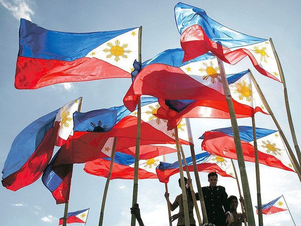 9 Significant Details About Filipino-American History