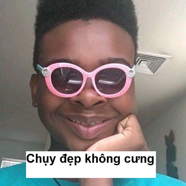 Meme anh da đen cười dịu dàng