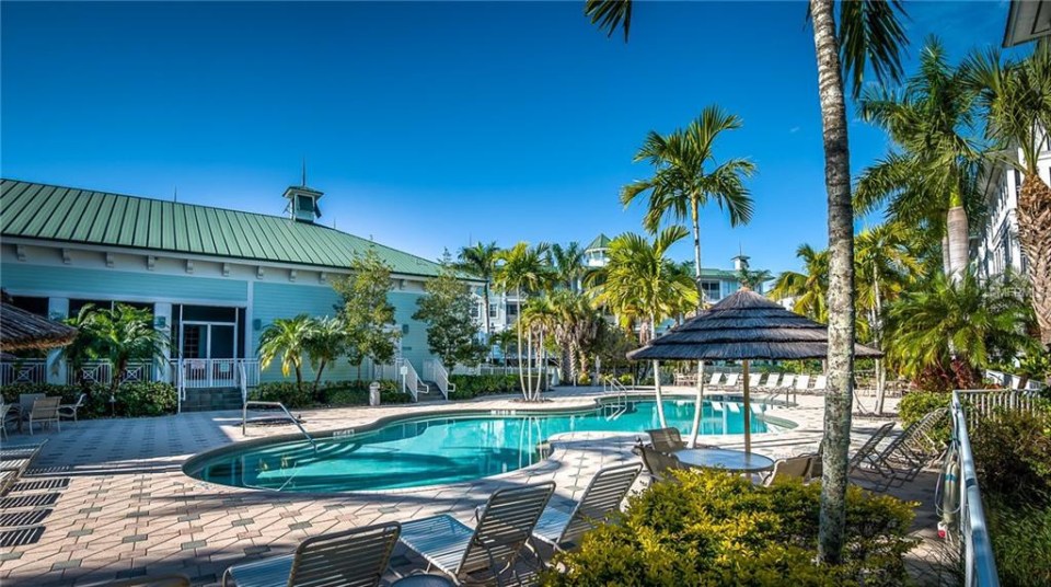  This swimming pool is believed to be shared among residents at the apartment complex