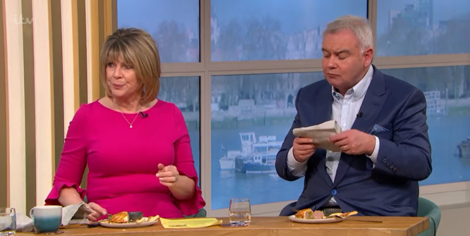 Eamonn Holmes and Ruth Langsford seemed to enjoy the pie