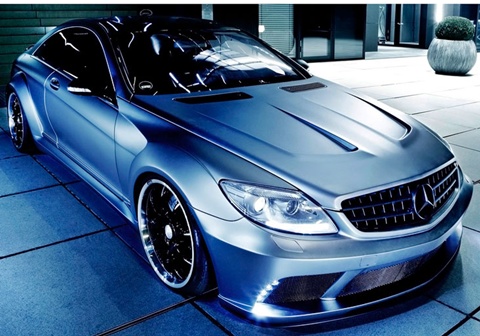 Famous-Parts-Mercedes-Benz-CL63-AMG-Black-Edition-WBKit-parked A