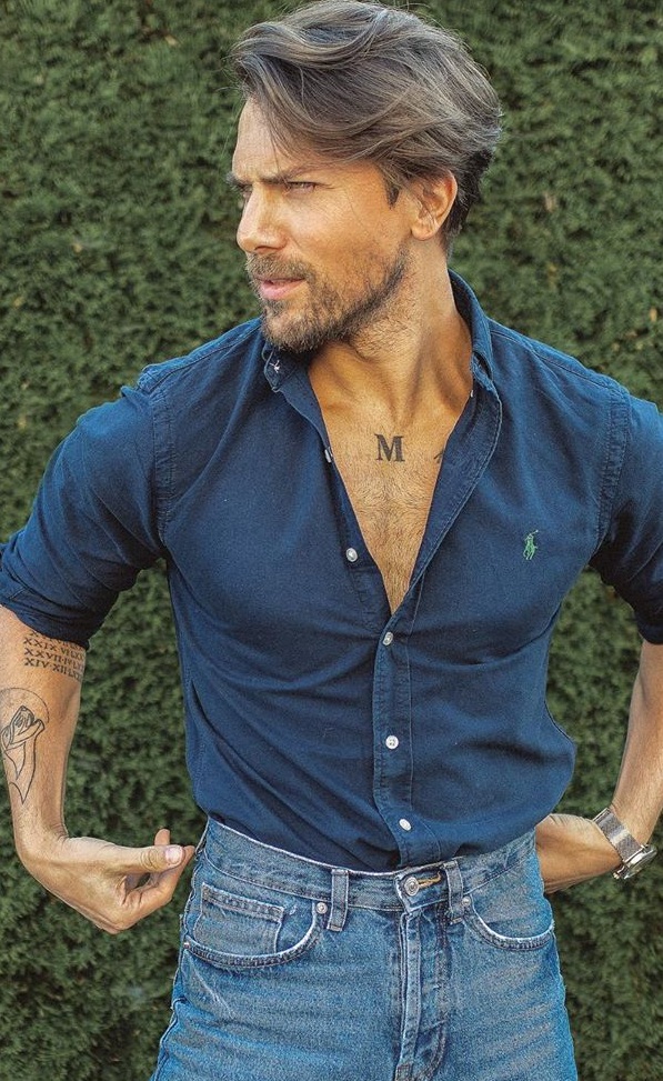 5 Dashing Ways To Style Blue Shirts