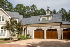 7 Signs Your Garage Door Already Needs Replacement