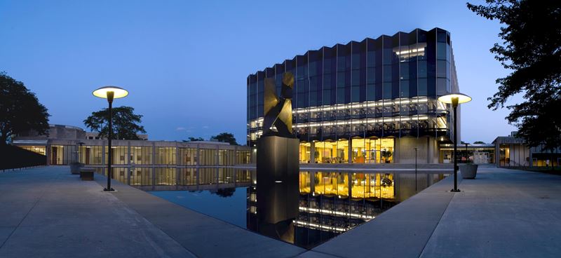 University of Chicago: Law School Reflecting Pool