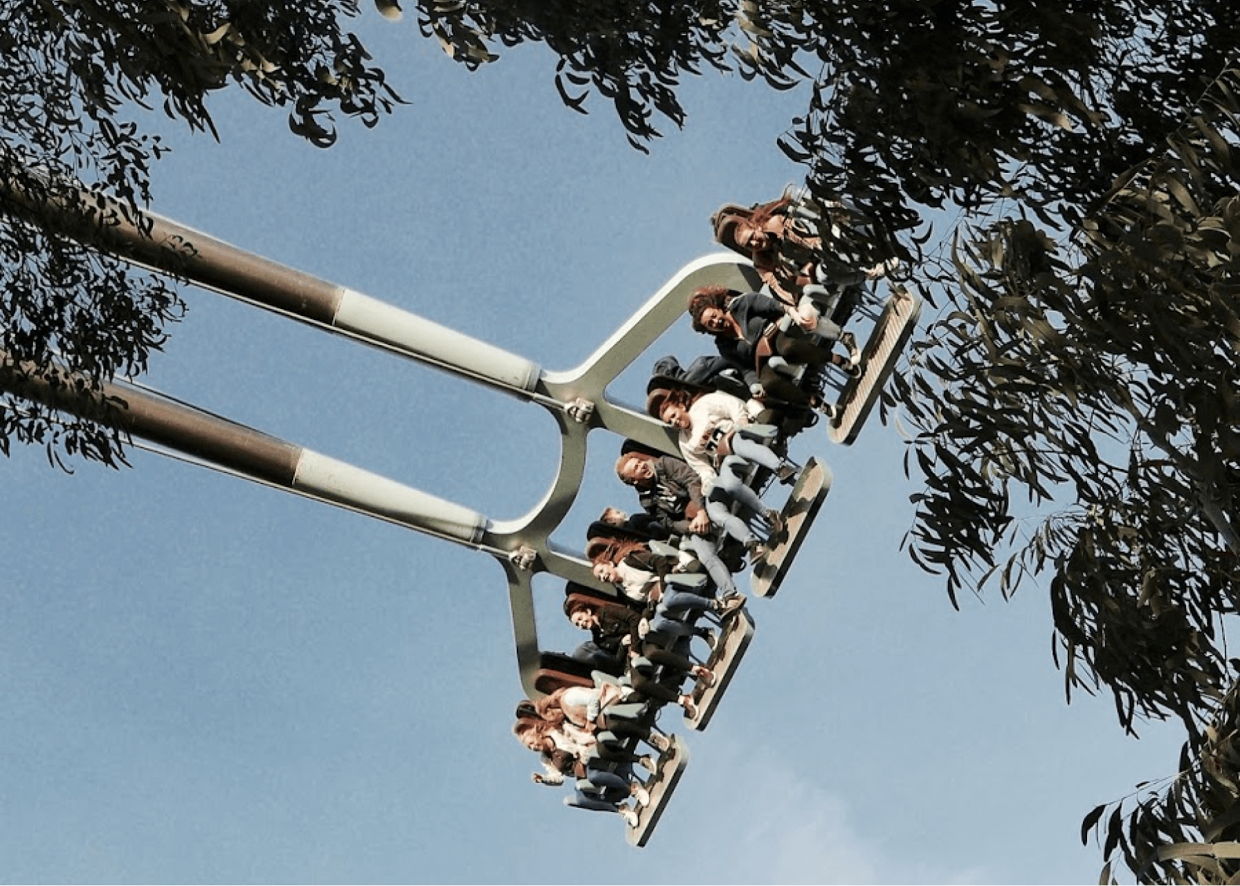 Rush Screamin Swing Ride Thorpe Park