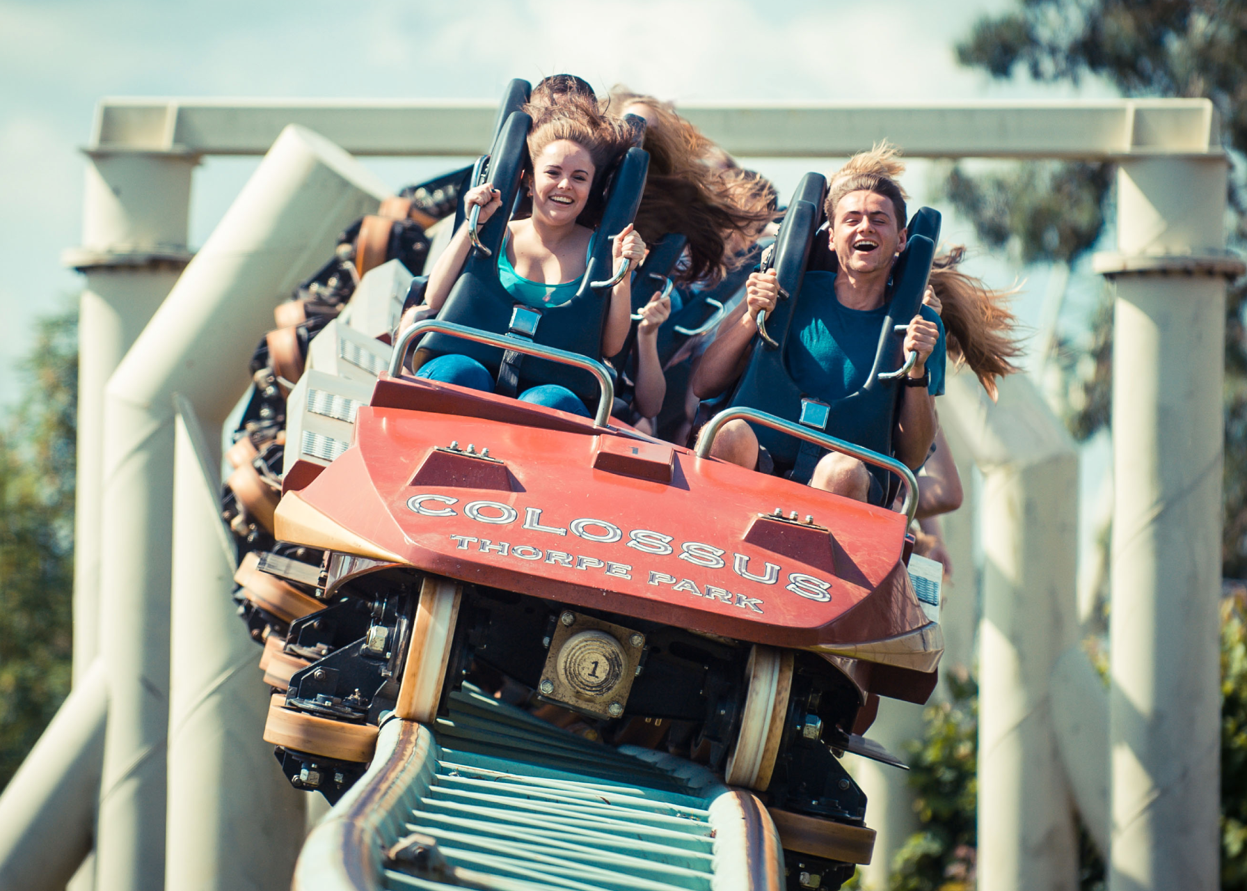 Colossus Rollercoaster Twist 