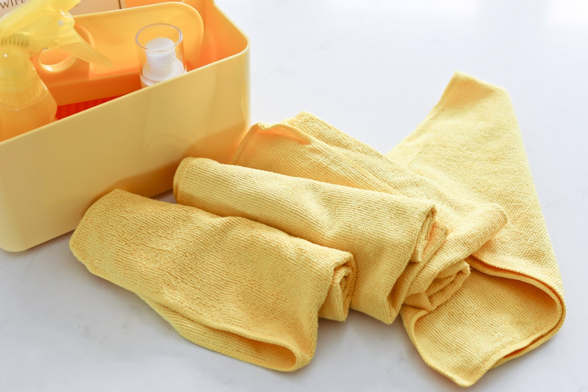 yellow microfiber rags