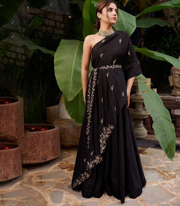 Black one shoulder cape