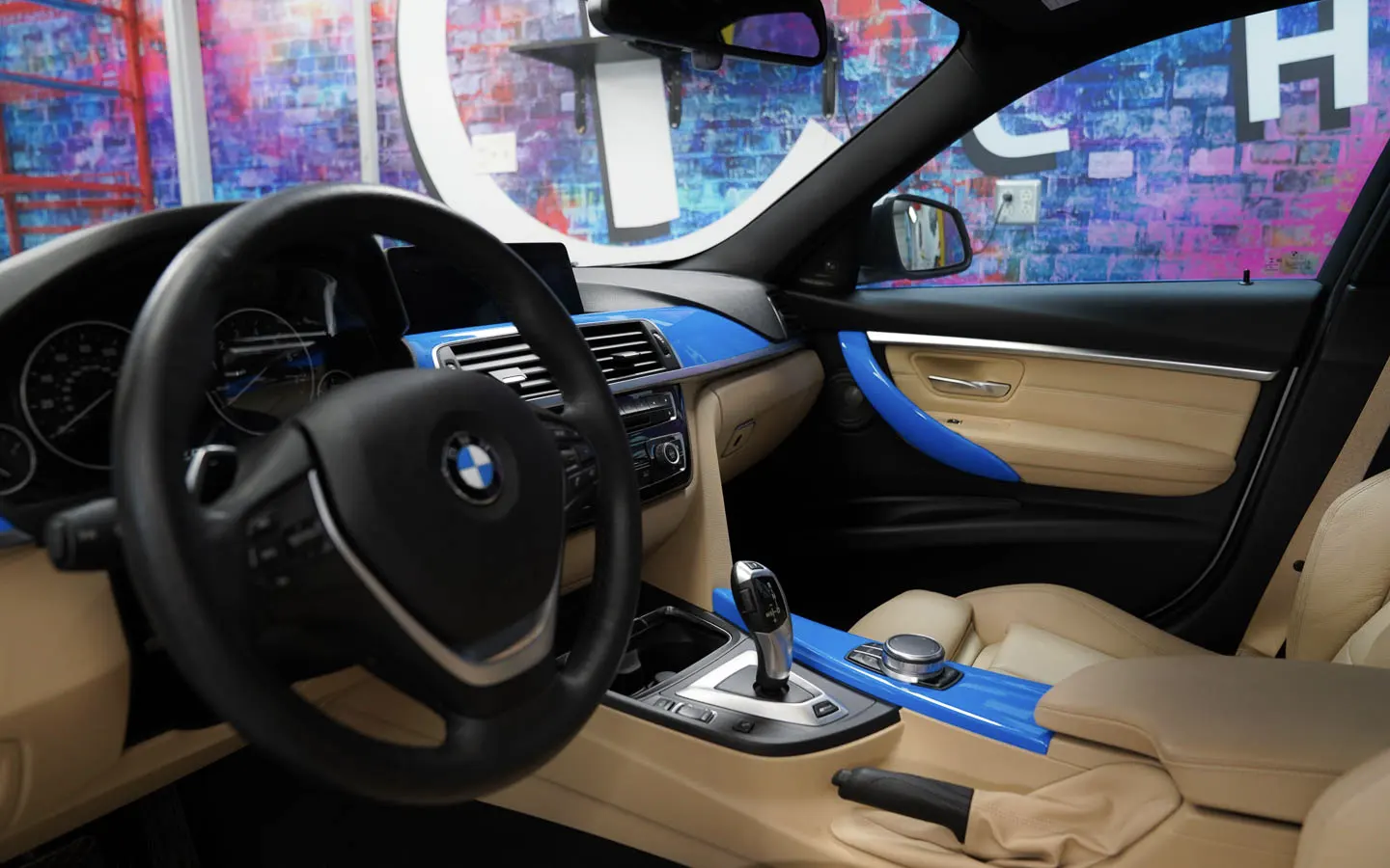 Get Interior Vinyl Wrap for Great Looks & Enhanced Comfort