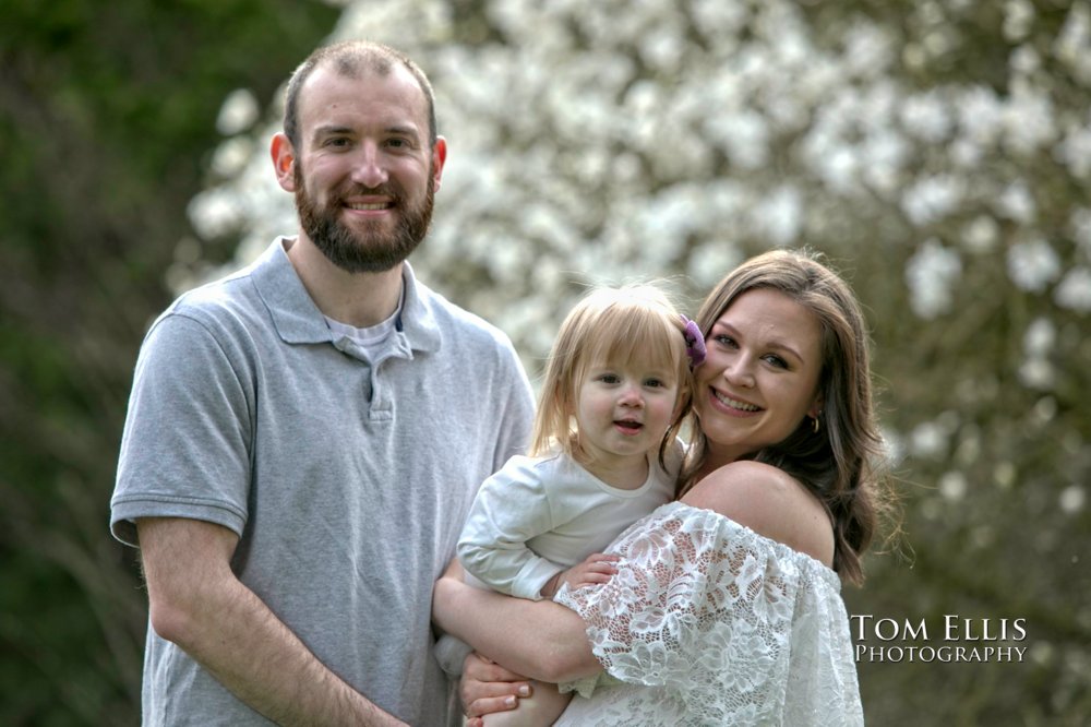 Seattle family photo session at the Kubota Garden. Tom Ellis Photography, Seattle family and portrait photographer