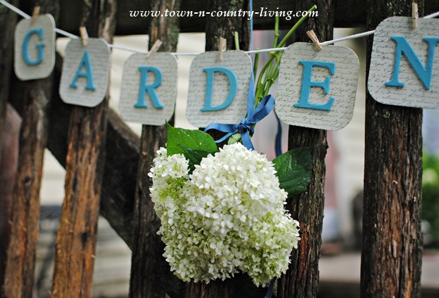 How to make a simple garden banner