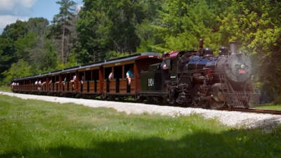 Milwaukee County Zoo Safari Train | Milwaukee, Wisc.