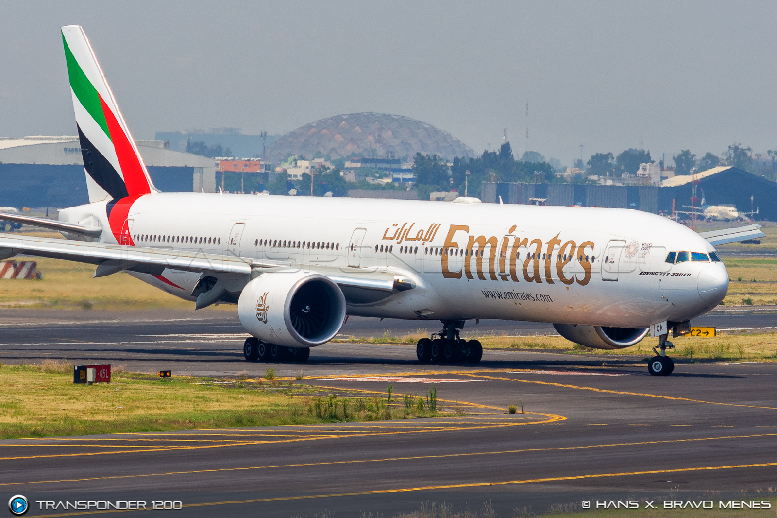 Boeing 777 300er Emirates