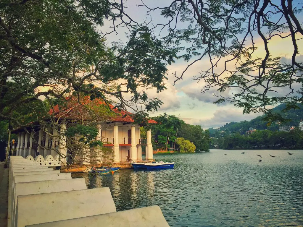 visit Kandy