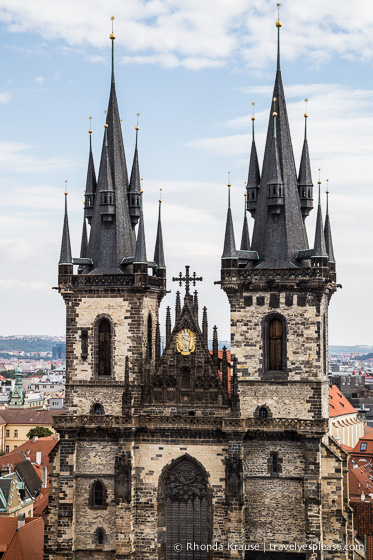 travelyesplease.com | A Walk Through Prague: Part One- Prague's Old Town