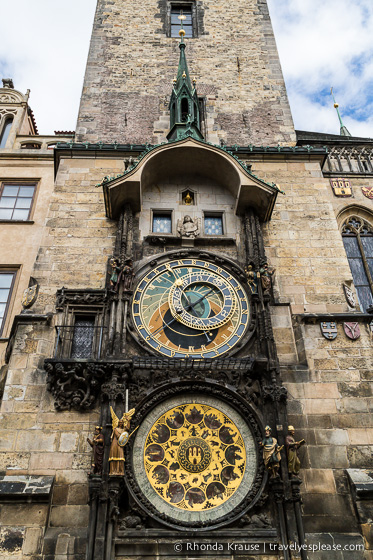 travelyesplease.com | A Walk Through Prague: Part One- Prague's Old Town