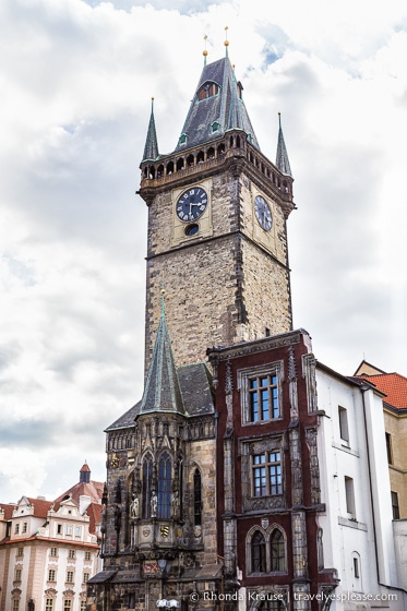 travelyesplease.com | A Walk Through Prague: Part One- Prague's Old Town