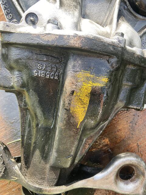 Factory paint marking on the differential : TR6 Tech Forum : The ...