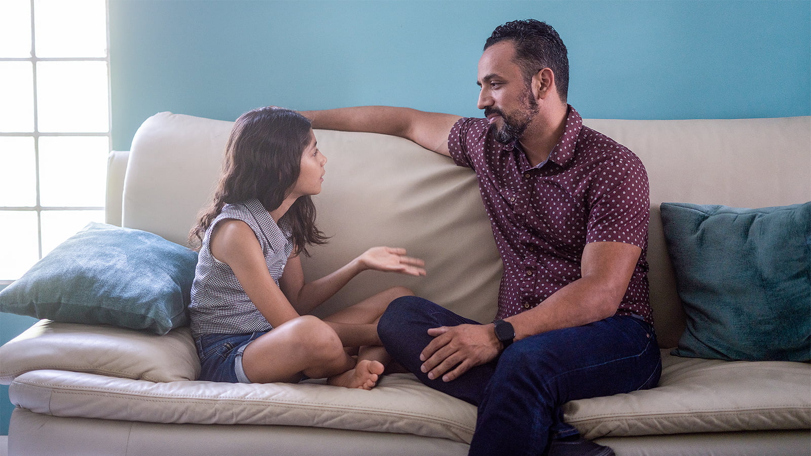 A community program designed by U of A students and delivered through a provincial agency is helping parents and children communicate more openly and honestly with each other. (Photo: Getty Images)