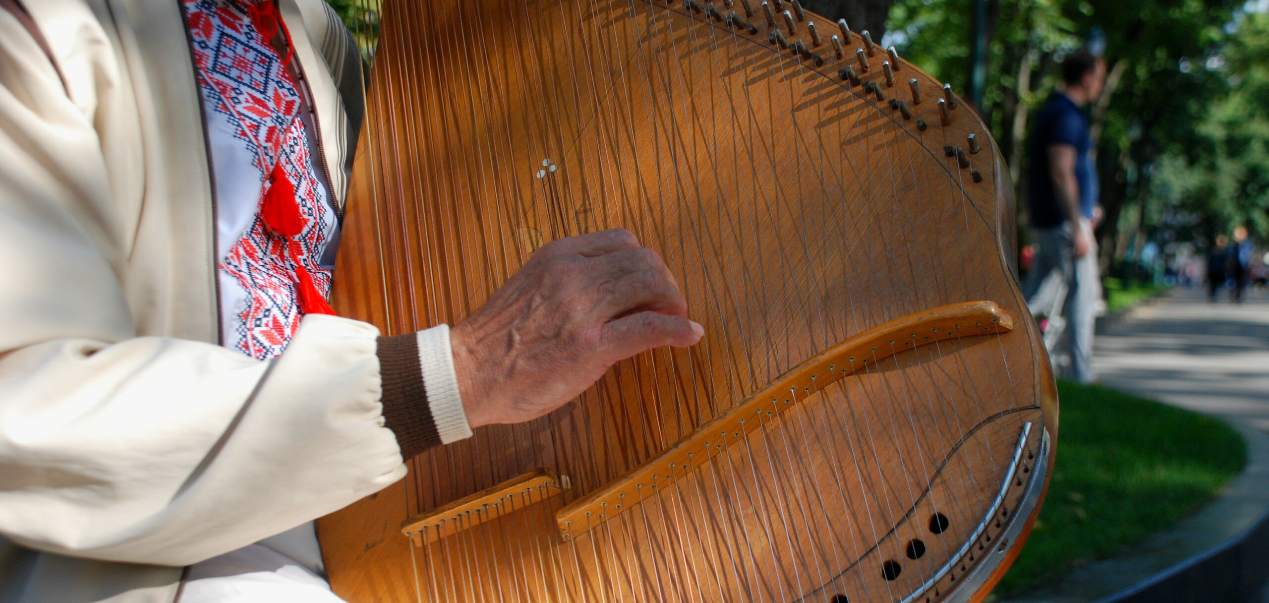 UNESCO recognizes Ukrainian kobza and wheel lyre tradition as world cultural heritage