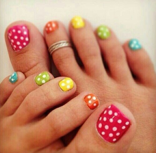 Toe nail art